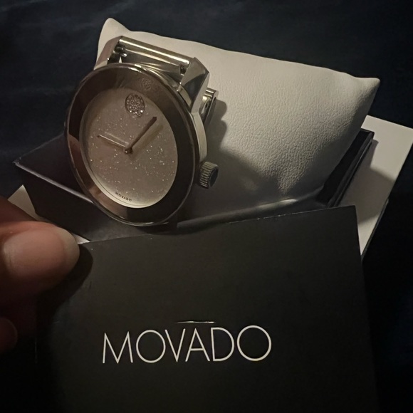MOVADO Women’s Swiss Bold Evolution Stainless Steel Bracelet Watch 34mm - Picture 3 of 7